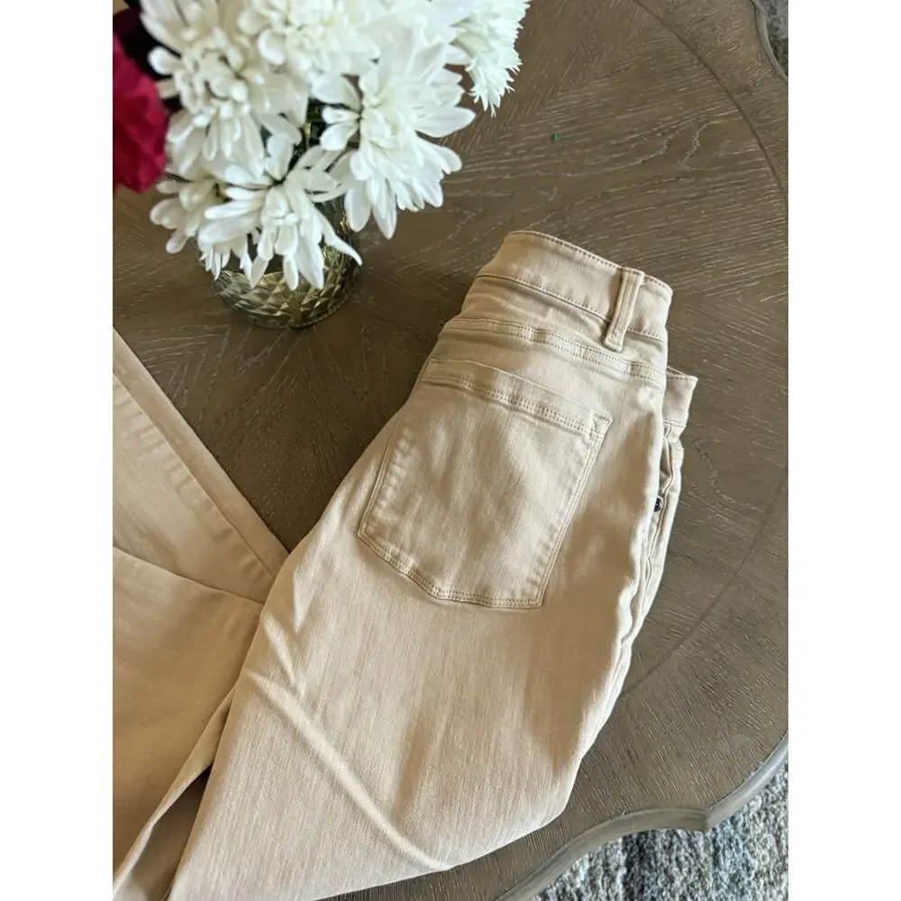LL Bean Tan Classic Fit Straight Jeans Women's Size 6 - Picture 6 of 6